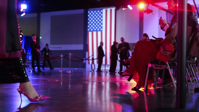 Πενσιλβάνια, Βόρεια Καρολίνα και Ουισκόνσιν στην κόψη του ξυραφιού Πενσιλβάνια, Βόρεια Καρολίνα και Ουισκόνσιν στην κόψη του ξυραφιού