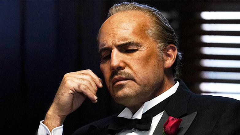 «Waltzing with Brando»: Η απίστευτη ομοιότητα του Μπίλι Ζέιν με τον Μάρλον Μπράντο στο πρώτο τρέιλερ της ταινίας