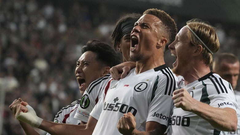 Conference League: Συνεχίζουν «απόλυτες» η Λέγκια και η Ραπίντ Βιέννης