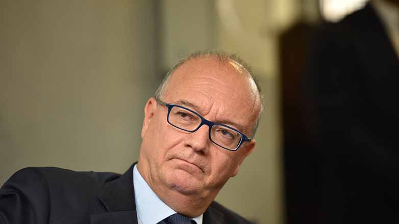 Ιταλία: Παύση καθηκόντων σε καθηγητή λόγω κριτικής στον υπουργό Παιδείας