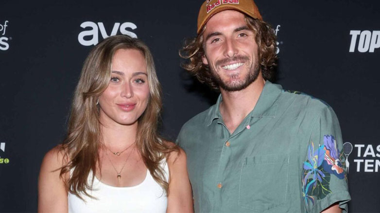 Στέφανος Τσιτσιπάς – Paula Badosa: Χέρι χέρι σε βόλτα τους στο Παρίσι – Έτοιμοι για το επόμενο βήμα στη σχέση τους;