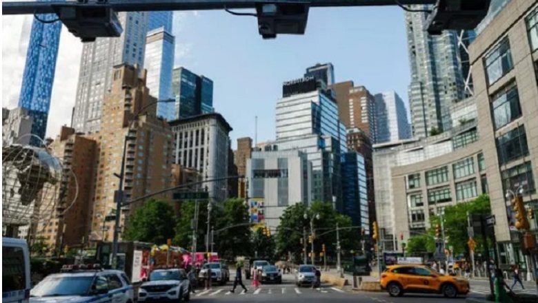 New York Times: Ο Τραμπ βγάζει τις ΗΠΑ από τη Συμφωνία του Παρισιού για το κλίμα New York Times: Ο Τραμπ βγάζει τις ΗΠΑ από τη Συμφωνία του Παρισιού για το κλίμα