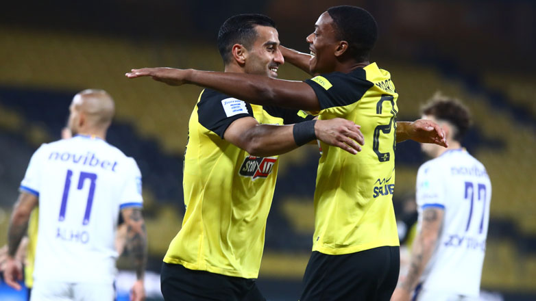 Πάτησε στην κορυφή η ΑΕΚ, 3-0 τον Αστέρα Τρίπολης