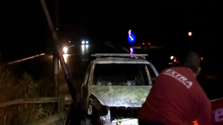 Όχημα έπιασε φωτιά εν κινήσει στην Κατεχάκη