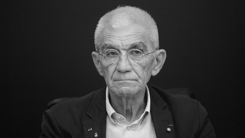 Πέθανε ο Γιάννης Μπουτάρης Πέθανε ο Γιάννης Μπουτάρης