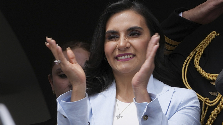 Ισημερινός: Η αντιπρόεδρος Αμπάδ απαλλάχθηκε προσωρινά των καθηκόντων της ενόψει εκλογών