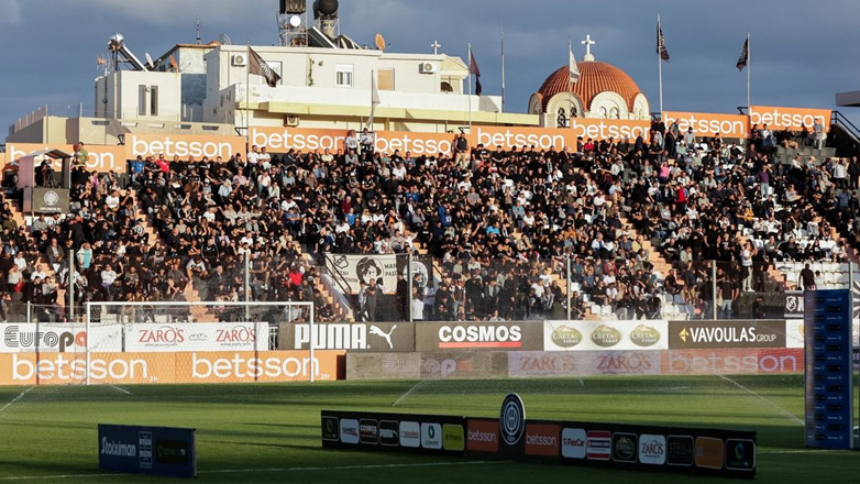 Ο ΟΦΗ εντόπισε τον οπαδό του που έριξε την κροτίδα με τον ΠΑΟ και του απαγορεύει την είσοδο στο γήπεδο