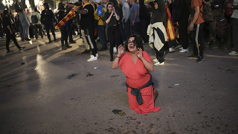 Δύο αγόρια ανασύρθηκαν νεκρά στη Βαλένθια – Στα 221 τα θύματα της καταστροφής