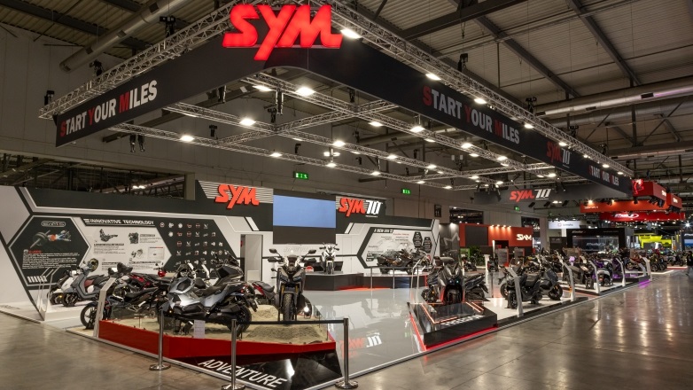 H SYM παρουσίασε νέα κορυφαία scooter στην EICMA 2024