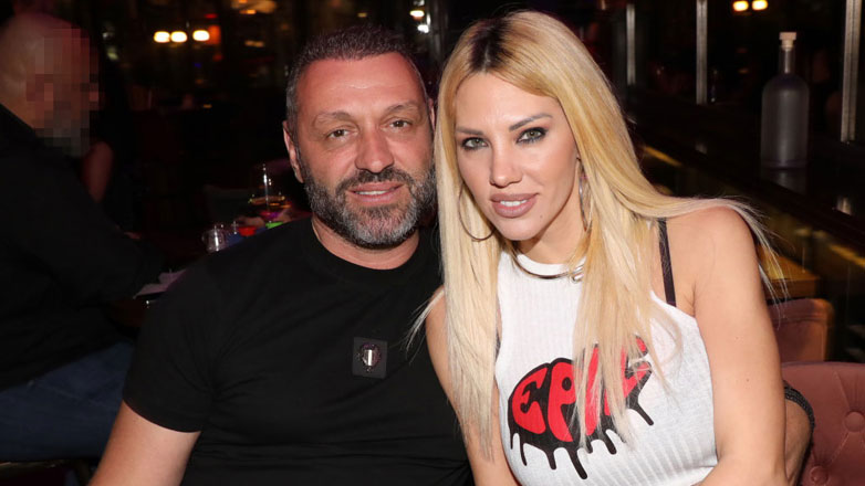 Η Σάσα Μπάστα αποκαλύπτει: «Στέλνω πονηρές φωτογραφίες στον άντρα μου» Η Σάσα Μπάστα αποκαλύπτει: «Στέλνω πονηρές φωτογραφίες στον άντρα μου»