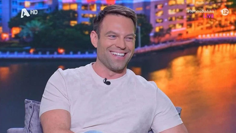 Στην πρεμιέρα του Μουτσινά ο Κασσελάκης