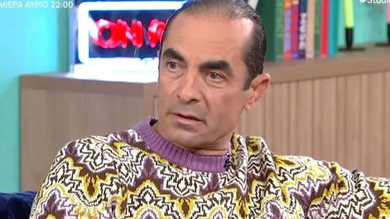 Αλέκος Συσσοβίτης: «Η μητέρα μου δούλευε ως υπηρέτρια από 9 χρονών, μεγάλωσε σε ορφανοτροφείο»