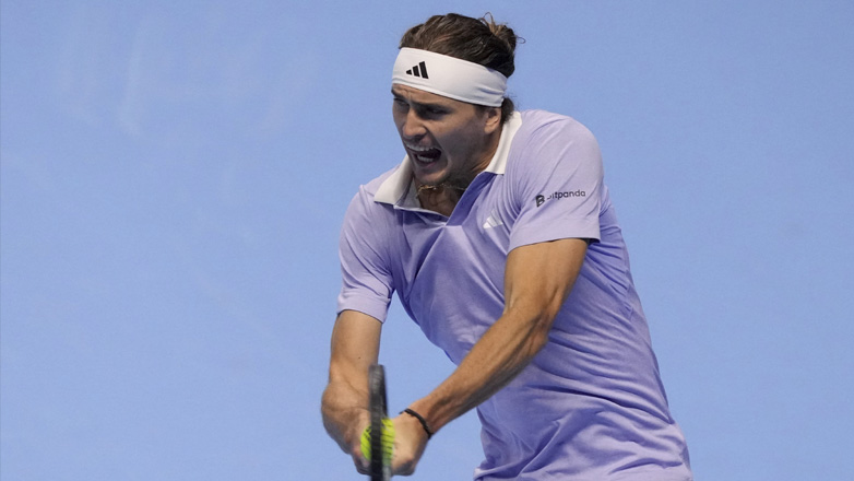 ATP Finals: Ο Ζβέρεφ νίκησε τον Αλκαράθ και προκρίθηκε στα ημιτελικά!