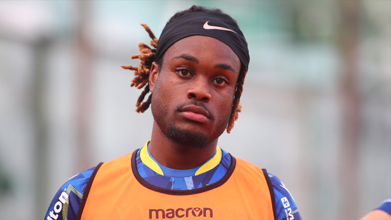 O Αστέρας Τρίπολης ανακοίνωσε την παραμονή του Νταρνέ Μπιλέ έως το 2027