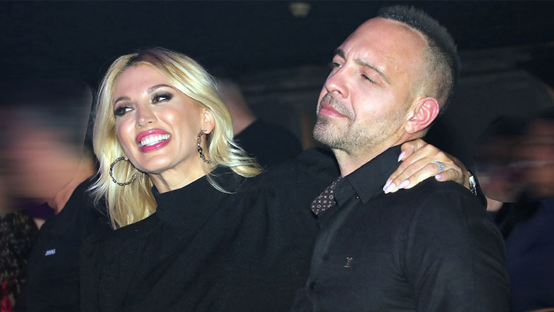 Κωνσταντίνα Σπυροπούλου & Βασίλης Σταθοκωστόπουλος: Αγκαλιασμένοι στη νέα τους βραδινή έξοδο