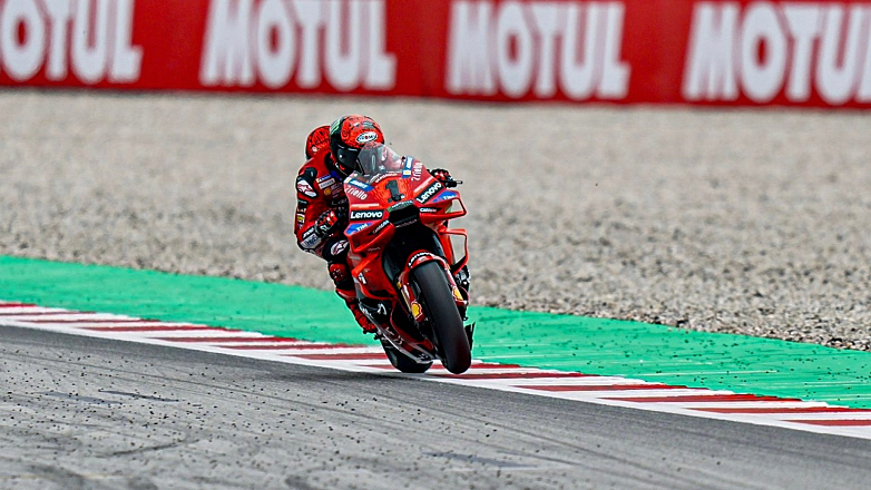 MotoGP Βαρκελώνης: ο Bagnaia πήρε την pole Position