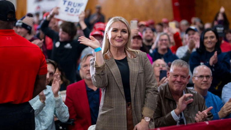 ΗΠΑ: Ο Τραμπ θα αναθέσει στην 27χρονη Καρολάιν Λέβιτ τον ρόλο της εκπροσώπου Τύπου του Λευκού Οίκου