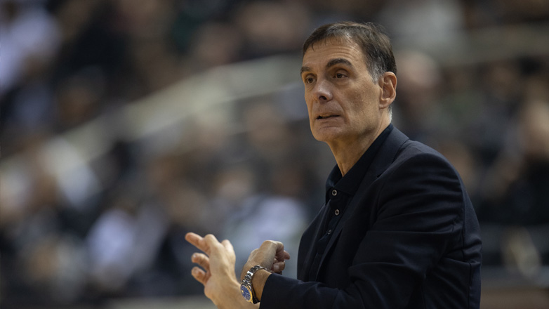 Μπαρτζώκας: «Μας βρίζουν τις μάνες σε όλο το παιχνίδι, δεν μπορούμε να αναπνεύσουμε»