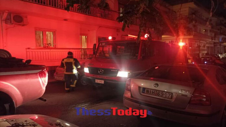 Θεσσαλονίκη: Φωτιά σε διαμέρισμα – Πυκνοί καπνοί «έπνιξαν» τη Νεάπολη