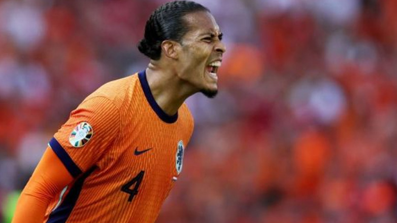 Φαν Ντάικ: «Δείχνει πολλή δύναμη το ότι οι Ούγγροι συνέχισαν να παίζουν»