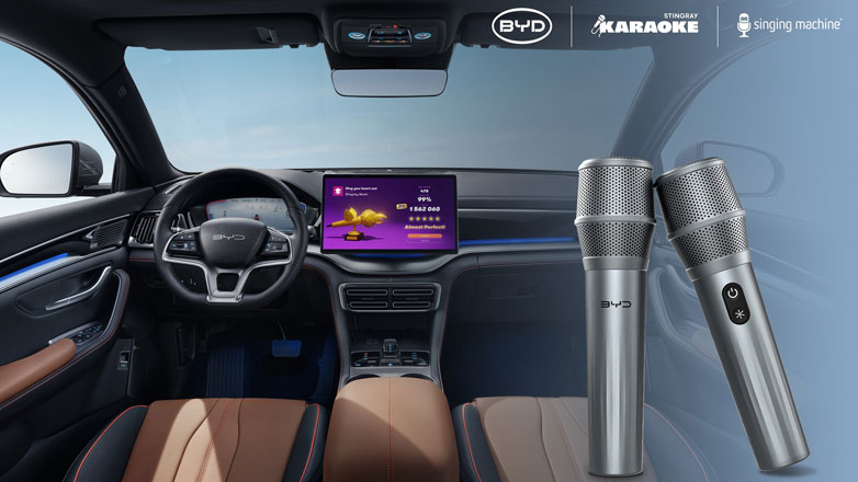 Μετά τη Ford, τώρα και η BYD φέρνει το καραόκε στα αυτοκίνητα της και μάλιστα με μικρόφωνα