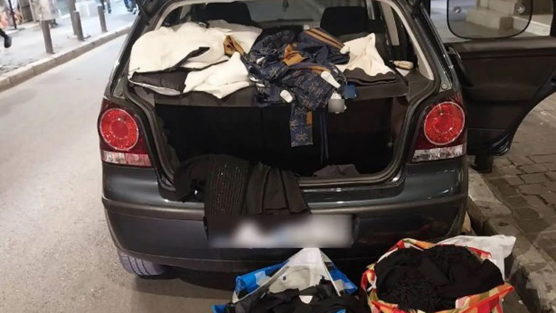 Πέντε συλλήψεις στο κέντρο της Αθήνας από την Ομάδα Παρεμπορίου της ΕΛΑΣ