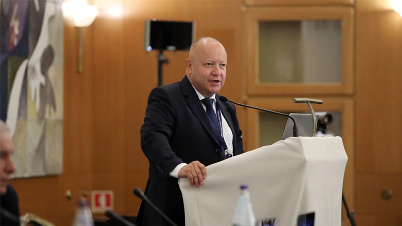 Ο επιτετραμένος της ΕΠΟ έπινε τσίπουρα στα γραφεία της ομοσπονδίας