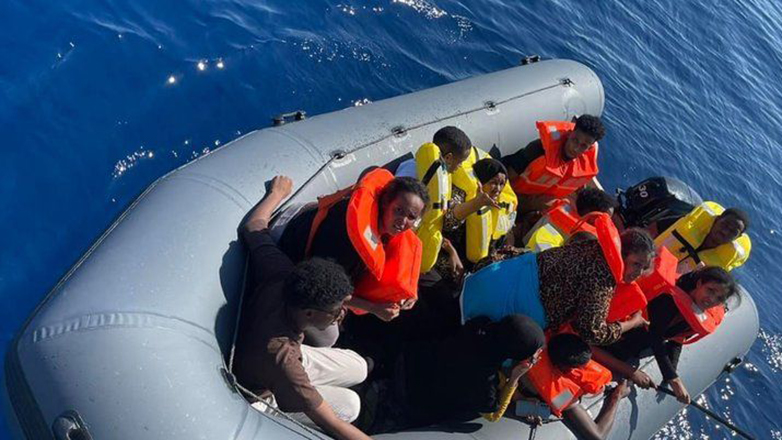 Περισυλλογή 31 αλλοδαπών κοντά στο Αγαθονήσι