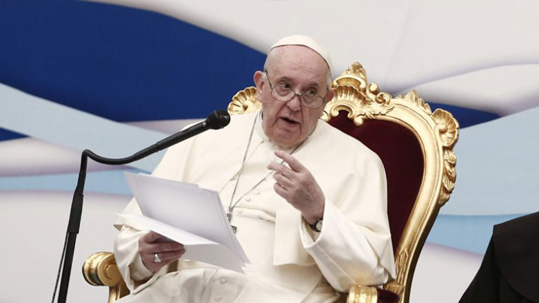 Ο πάπας Φραγκίσκος αποφάσισε να ταφεί σε ένα απλό, ξύλινο φέρετρο, χωρίς να εκτεθεί σε λαϊκό προσκύνημα