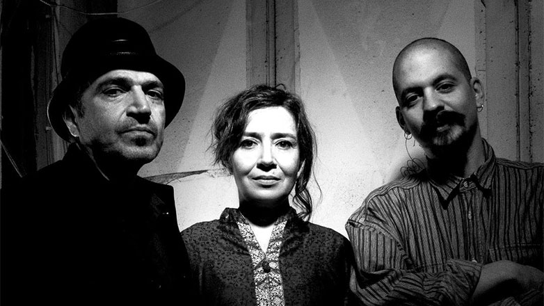 «Ο Ξεπεσμένος Δερβίσης» του Αλέξανδρου Παπαδιαμάντη με τη Φένια Παπαδόδημα στο θέατρο Μπέλλος