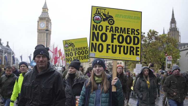 Διαμαρτυρία αγροτών στο Λονδίνο για τον νέο προϋπολογισμό