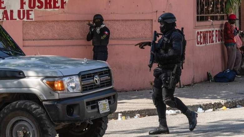 Κρίση στην Αϊτή: Τουλάχιστον 150 νεκροί σε μια εβδομάδα στην πρωτεύουσα Κρίση στην Αϊτή: Τουλάχιστον 150 νεκροί σε μια εβδομάδα στην πρωτεύουσα