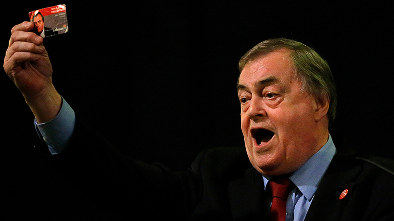 Βρετανία: Πέθανε  ο πρώην αντιπρόεδρος της κυβέρνησης των Εργατικών Τζον Πρέσκοτ