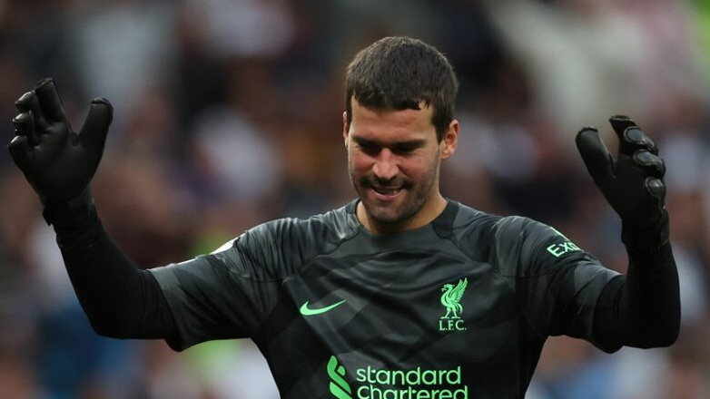 Λίβερπουλ: Ο Σλοτ δεν υπολογίζει για την επόμενη σεζόν τον Άλισον