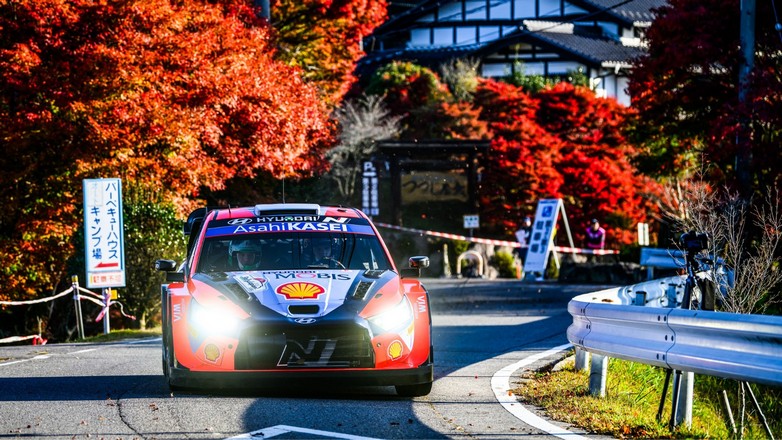 WRC Japan: Ένταση και εκνευρισμός στο στρατόπεδο της Hyundai- Προηγείται ο Tanak και ταλαιπωρείται με τα ηλεκτρικά ο Neuville