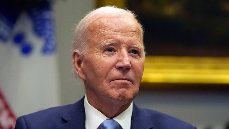 ΗΠΑ : Ο Μπάιντεν χαρακτηρίζει «σκανδαλώδες» το ένταλμα του ΔΠΔ για τη σύλληψη του Νετανιάχου