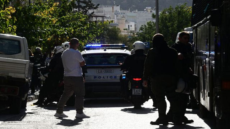 Προθεσμία να απολογηθεί την Τρίτη για τη γιάφκα στο Παγκράτι έλαβε ο 49χρονος καθηγητής