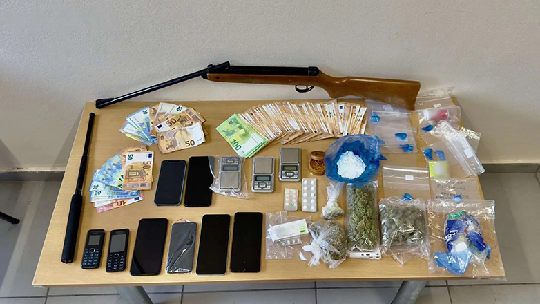 Κρατικοί υπάλληλοι στη σπείρα διακίνησης ναρκωτικών της Πάτρας