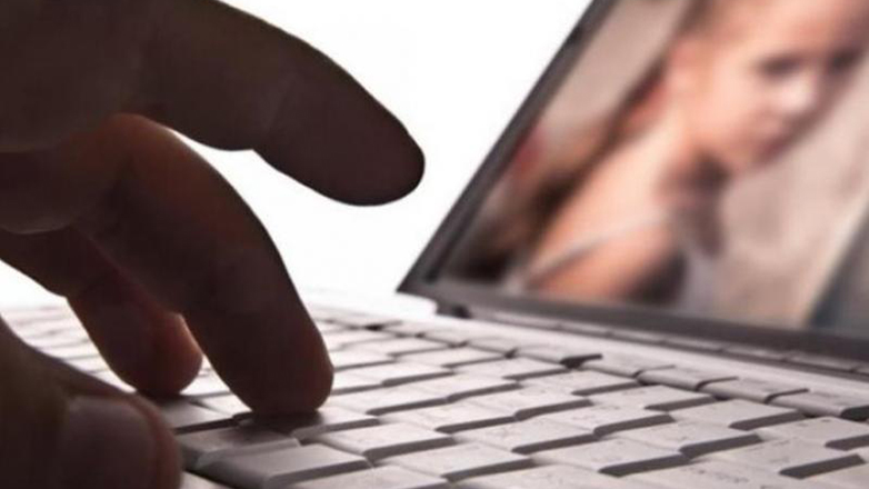 Ψηφιακά ίχνη οδήγησαν τις αρχές σε άτομο εμπλεκόμενο σε παιδική πορνογραφία