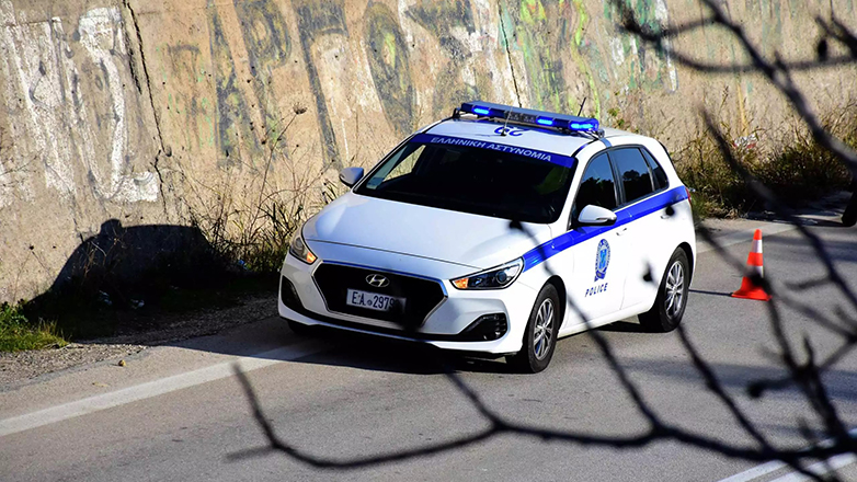 Δράμα: Σύλληψη διακινητή που μετέφερε 16 μετανάστες