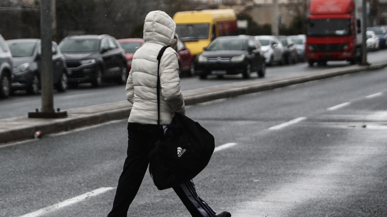 Τσουχτερό κρύο και θυελλώδεις βοριάδες έως την Τρίτη