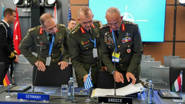 Σε εξέλιξη μεγάλες ασκήσεις του ΝΑΤΟ στη Θεσσαλονίκη – Τις επιβλέπει ο Aρχηγός ΓΕΕΘΑ