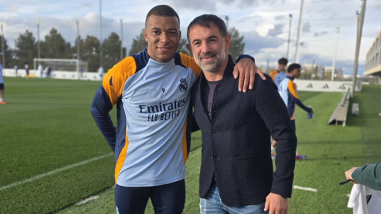 Στην προπόνηση της Ρεάλ Μαδρίτης ο Καραγκούνης – Φωτογραφήθηκε με Αντσελότι, Μόντριτς και Εμπαπέ!