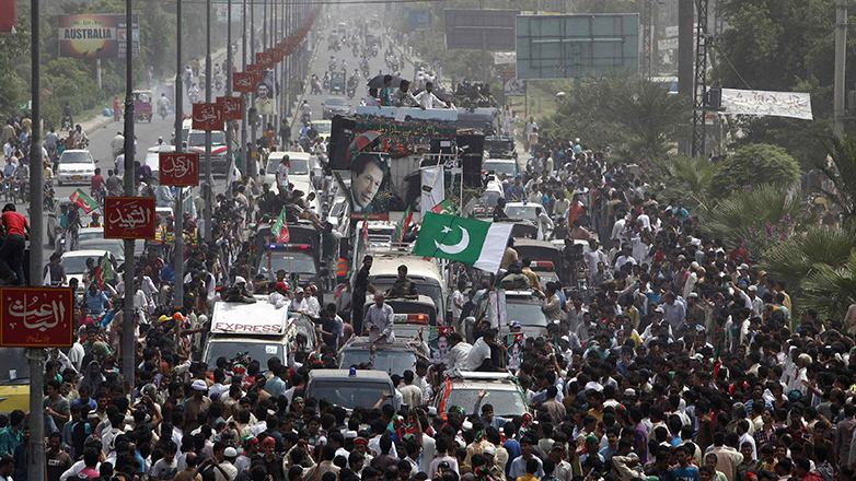 Πακιστάν: Ο στρατός στους δρόμους της Ισλαμαμπάντ