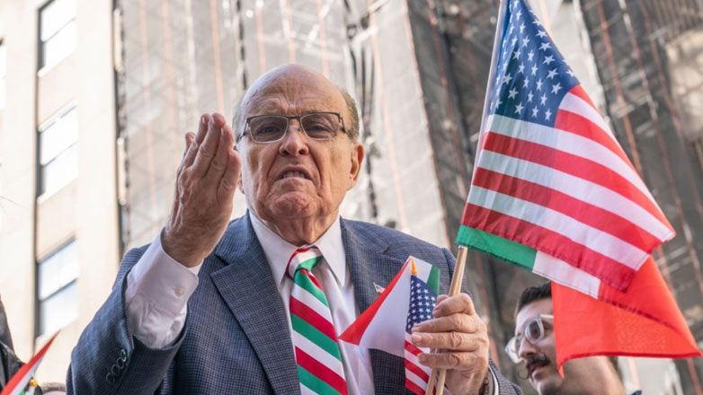 ΗΠΑ: Ο Ρούντι Τζουλιάνι είπε σε δικαστήριο ότι δεν μπορεί να πληρώσει τους λογαριασμούς του