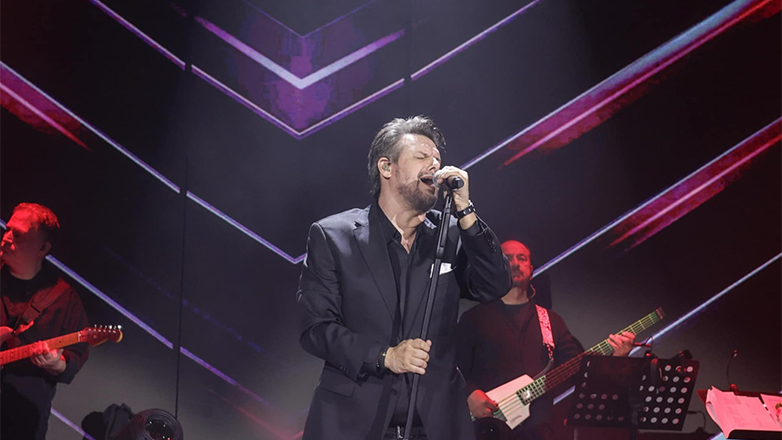 Πάνος Κιάμος «Δικός σου για πάντα»