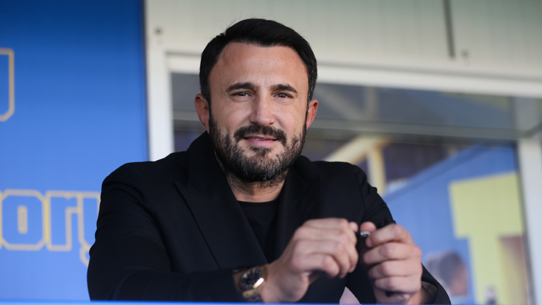 Έτοιμος να πάρει το 70% των μετοχών της ΚΑΕ Άρης ο Καρυπίδης!