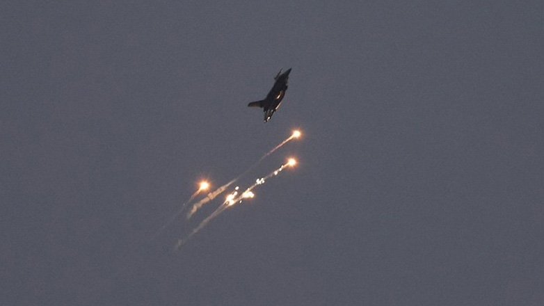 Τρεις νεκροί από τους ισραηλινούς βομβαρδισμούς σε διελεύσεις στα σύνορα Λιβάνου – Συρίας