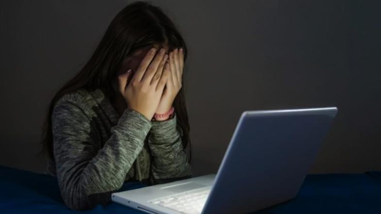 Κοζάνη: Σύλληψη ανηλίκου που φέρεται να διέρρεε γυμνές φωτογραφίες και video ανήλικης