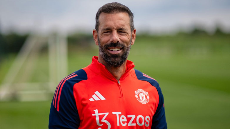 Λέστερ: Συμφώνησε με τον Φαν Νίστελροϊ